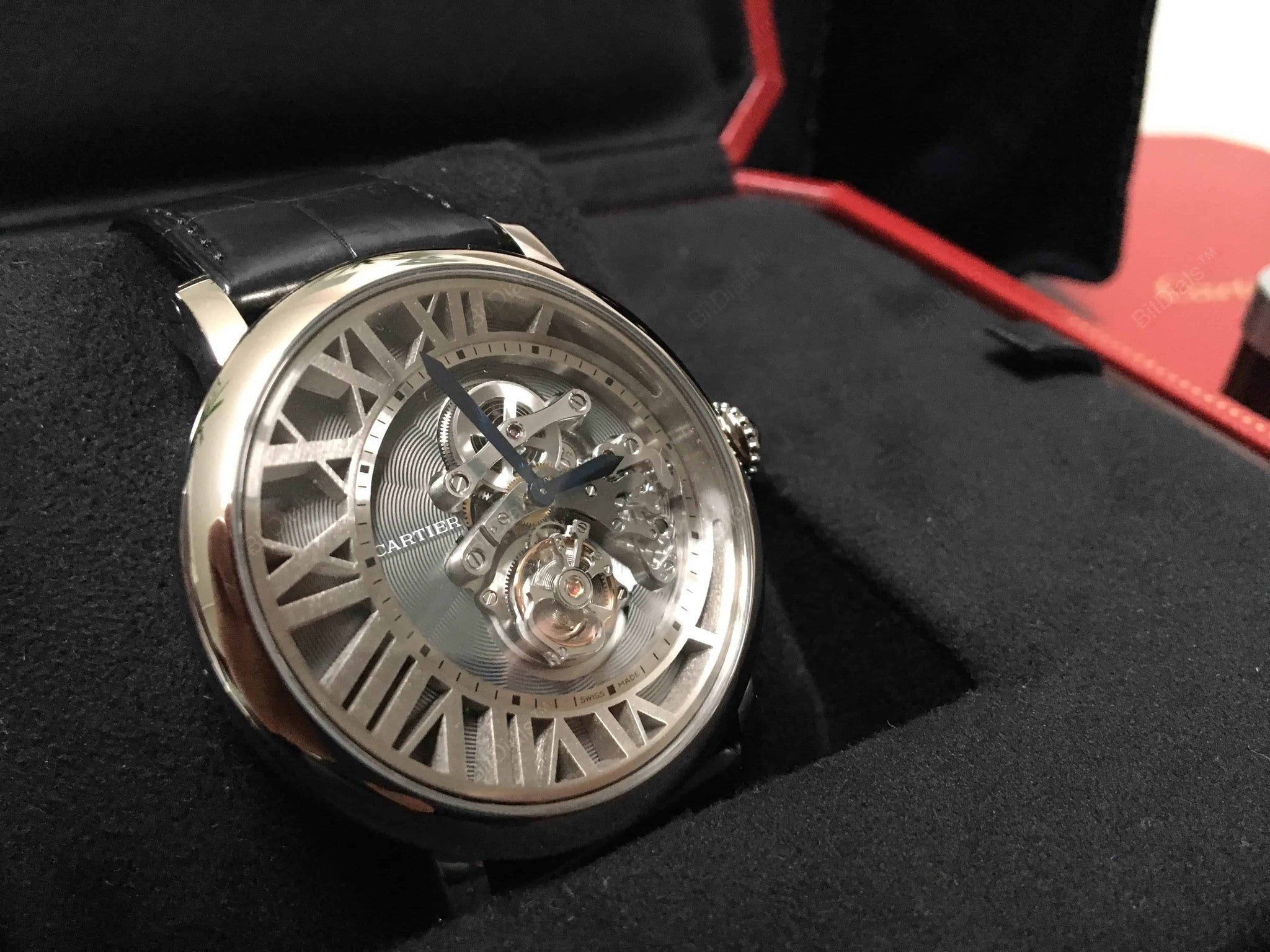 Buy original Cartier Rotonde de cartier Tourbillon W1556214 with Bitcoin at BitDials.eu