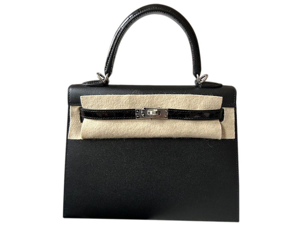 Buy original HERMÈS Kelly Sellier 25 H082735CKAE with Bitcoin!