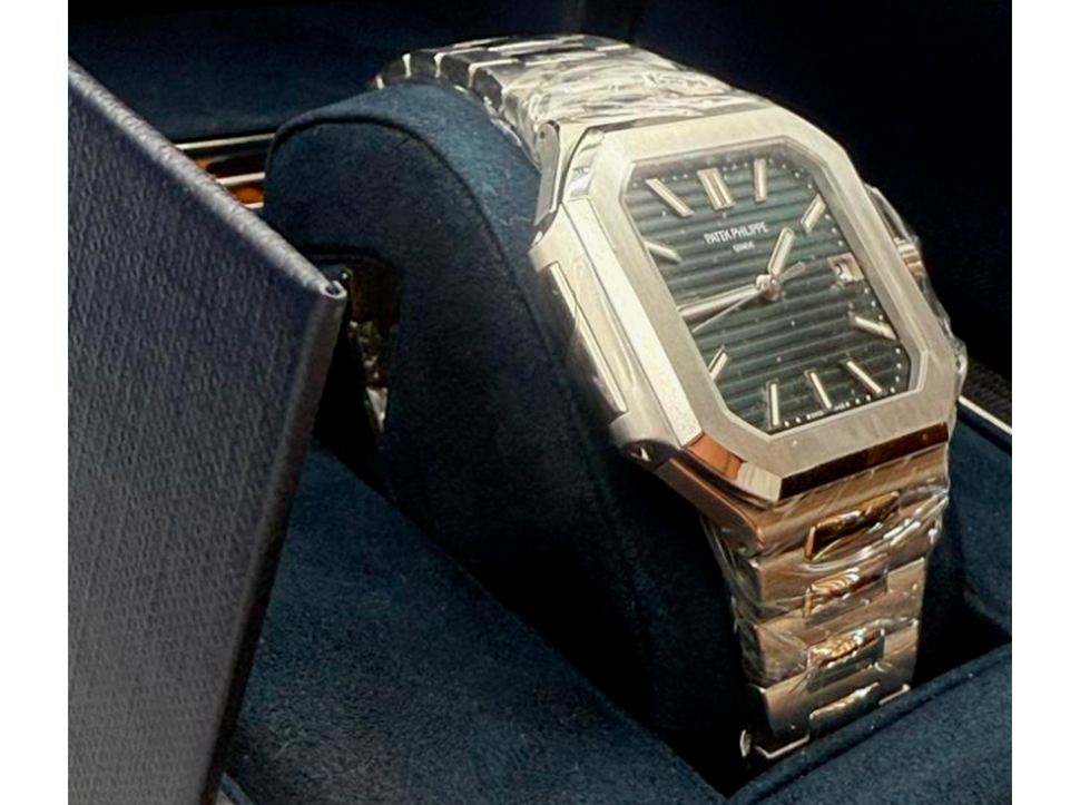 BitDials-Patek Philippe Cubitus 5821/1A-001 -buy-with-bitcoin