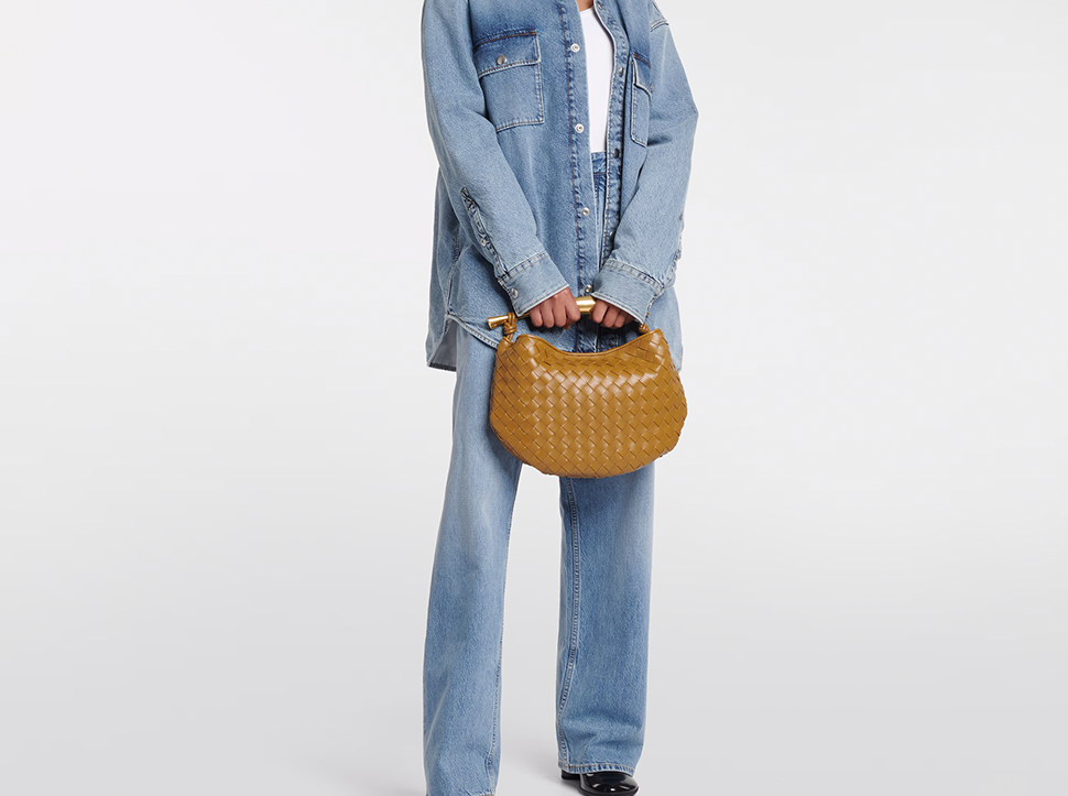 Buy original Bottega Veneta Sardine Intrecciato leather tote bag with Bitcoins!