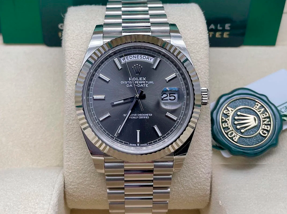 Buy original Rolex Day-Date 40 228239-0060 with Bitcoin!