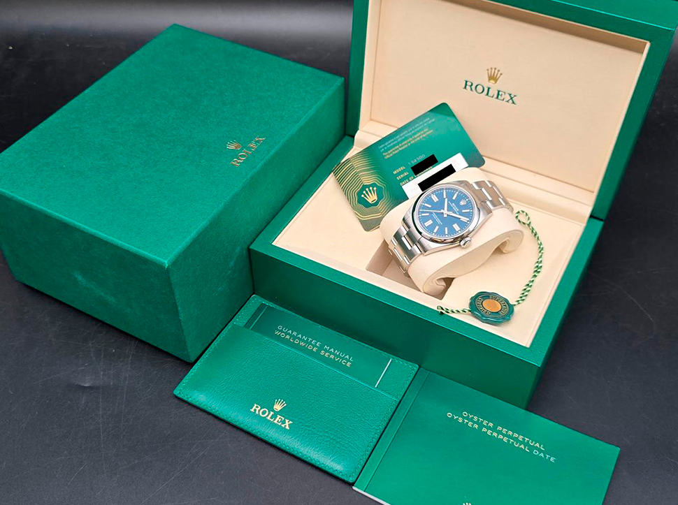 Buy original Rolex Oyster Perpetual 41 m 134300-0009 with Bitcoin!